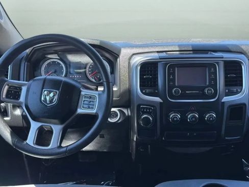 Used 2021 RAM 1500 Classic SLT RWD image 36