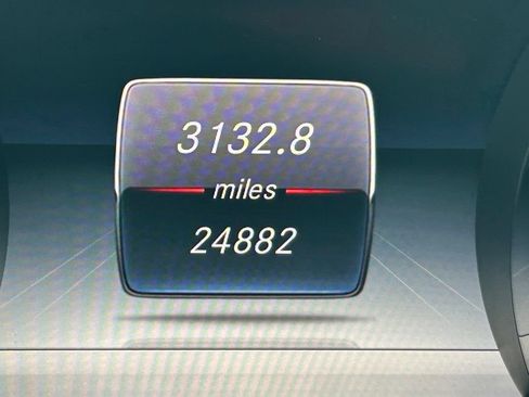 Used 2018 Mercedes-Benz E 400 Coupe image 37