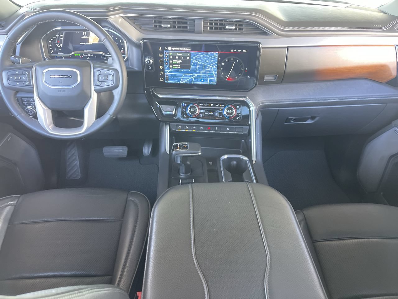 Used 2025 GMC Sierra 1500 Denali w/ Technology Package AWD/4WD image 20