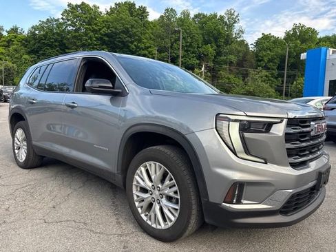 Used 2024 GMC Acadia Elevation w/ Luxury Package AWD/4WD image 5