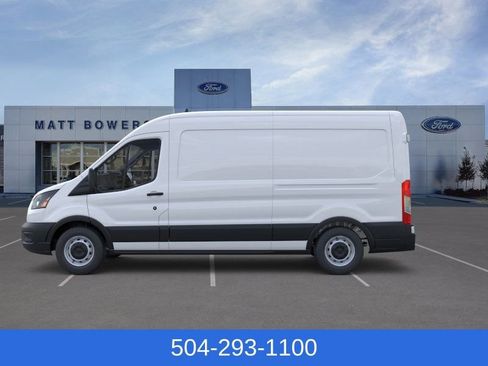 New 2026 Ford Transit 250 148 Medium Roof RWD image 4
