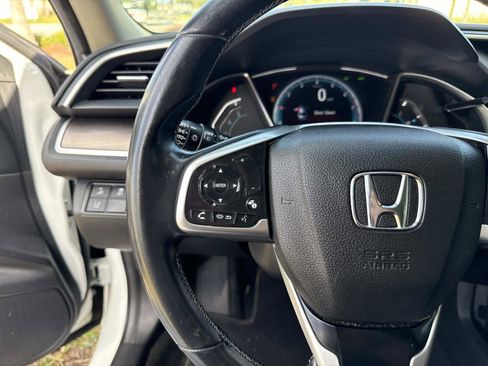 Used 2020 Honda Civic EX image 29
