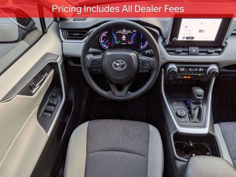 Certified 2025 Toyota RAV4 XLE w/ Convenience Package AWD/4WD image 17