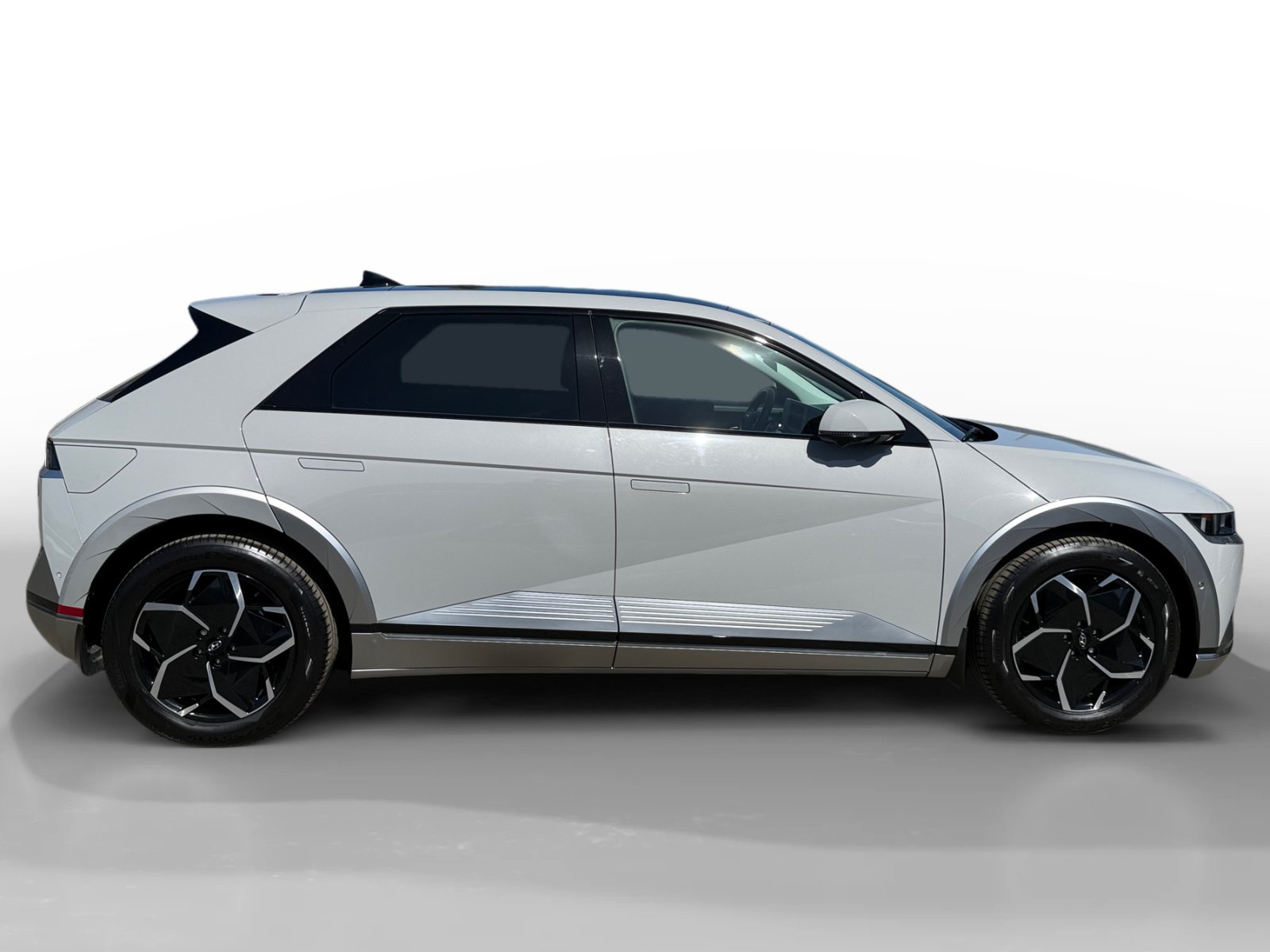 Certified 2024 Hyundai Ioniq 5 Limited RWD image 6