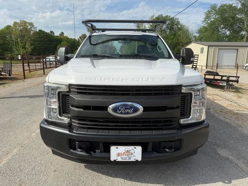 Used 2019 Ford F250 XL w/ Power Equipment Group image 8