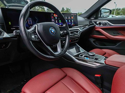 Used 2023 BMW i4 eDrive35 w/ Premium Package RWD image 7