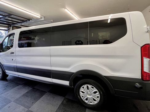 Used 2016 Ford Transit 350 XLT image 5