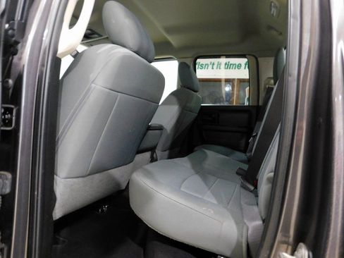 Used 2019 RAM 1500 Express image 69