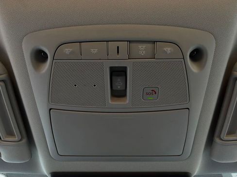 Used 2024 Nissan Armada SL RWD image 18