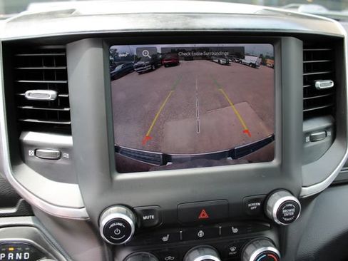 Used 2022 RAM 1500 Big Horn AWD/4WD image 24