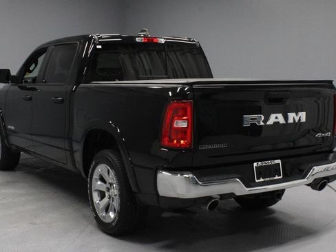 Used 2025 RAM 1500 Big Horn AWD/4WD image 7