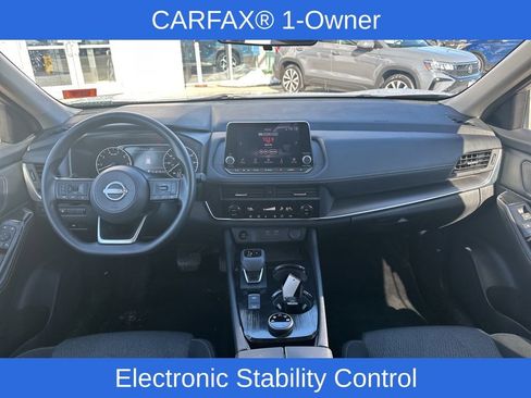 Used 2024 Nissan Rogue SV image 17