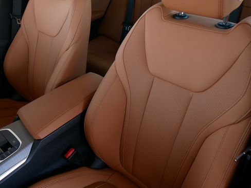 Certified 2025 BMW 430i RWD image 12