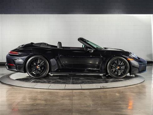 Certified 2025 Porsche 911 Carrera 4 GTS AWD/4WD image 8