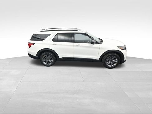 New 2026 Ford Explorer Active image 51