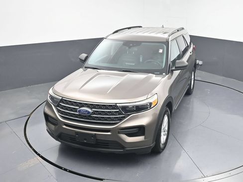 Used 2021 Ford Explorer XLT RWD image 39