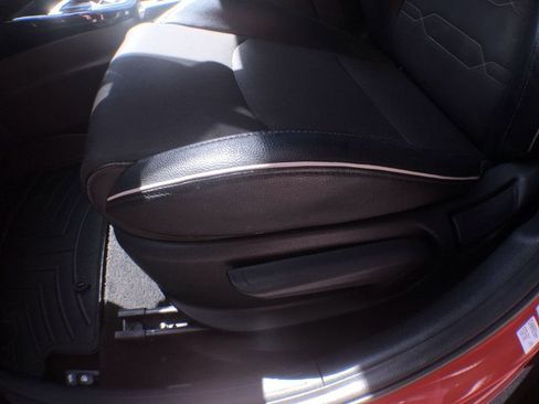 Used 2020 Kia Forte GT-Line image 13