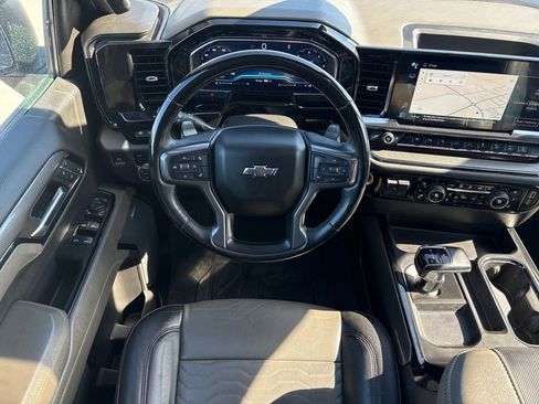 Used 2023 Chevrolet Silverado 1500 ZR2 w/ Technology Package image 29