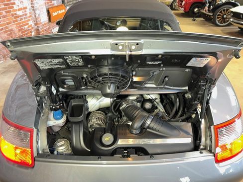 Used 2006 Porsche 911 Carrera S image 93