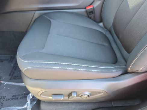 New 2025 Jeep Grand Cherokee Laredo image 30