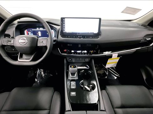 New 2025 Nissan Rogue SL FWD image 6
