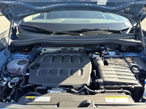 New 2026 Volkswagen Tiguan SE FWD image 22