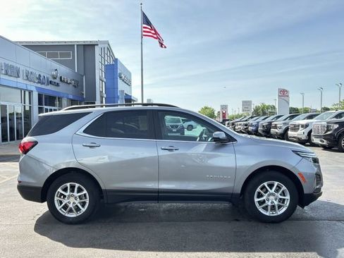 Used 2023 Chevrolet Equinox LT AWD/4WD image 14