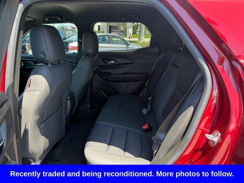 Used 2023 Chevrolet TrailBlazer RS w/ Technology Package FWD image 13