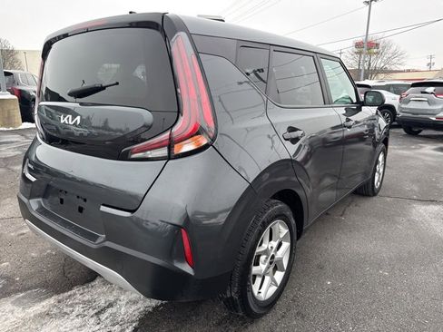 Used 2023 Kia Soul LX w/ Option Group 015 image 7