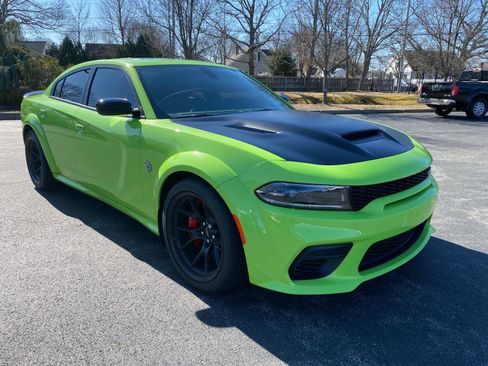 Used 2023 Dodge Charger SRT Hellcat w/ Harman/Kardon Audio Group image 8
