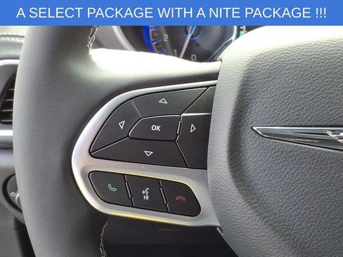 New 2026 Chrysler Pacifica Select image 17