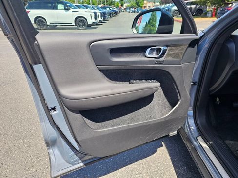 Used 2023 Volvo C40 P8 Recharge Ultimate w/ Protection Package Premier AWD/4WD image 23