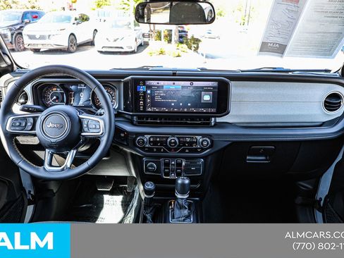 Used 2024 Jeep Wrangler Sahara image 24