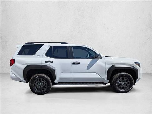 Used 2026 Toyota 4Runner SR5 AWD/4WD image 4