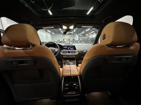 Used 2019 BMW X5 xDrive40i w/ Convenience Package image 37