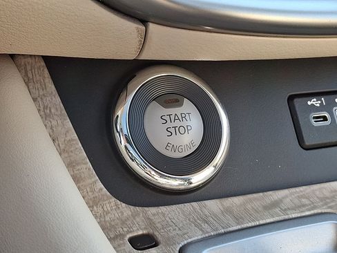 Certified 2024 Nissan Murano SL AWD/4WD image 25