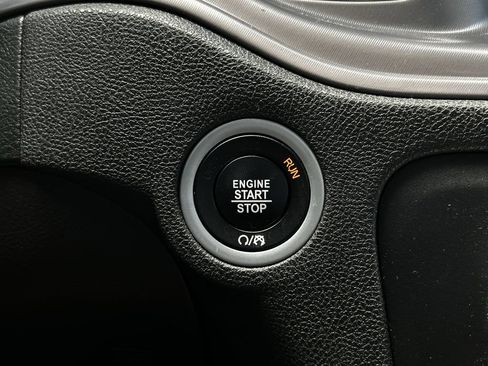 Used 2023 Dodge Charger SXT RWD image 23