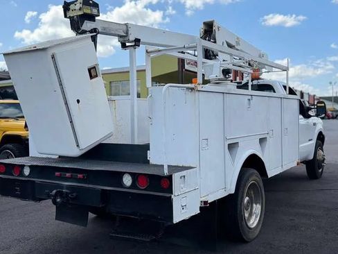 Used 2000 Ford F550 2WD Regular Cab Super Duty image 10