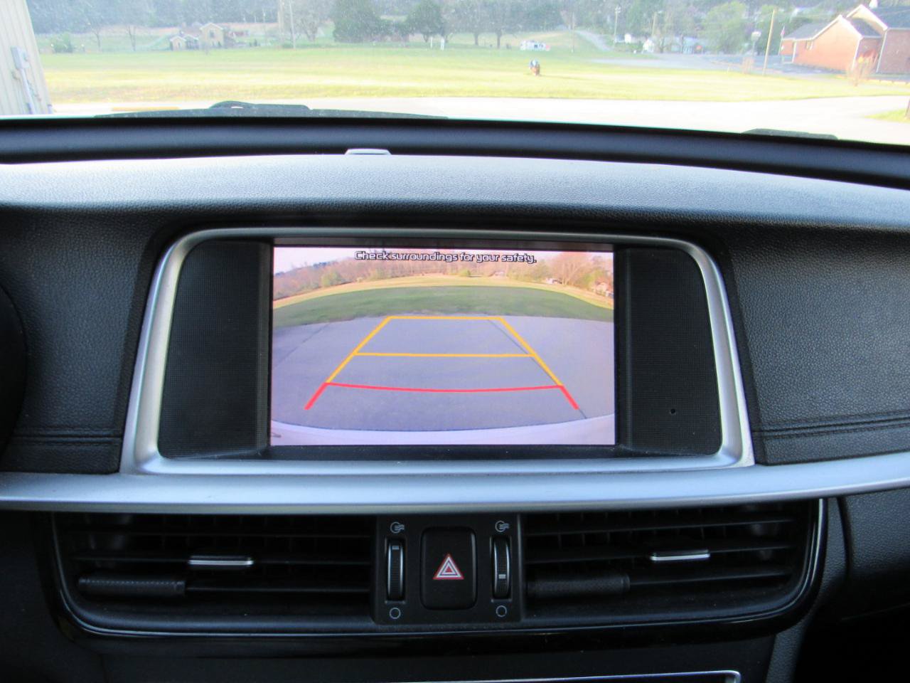 Used 2020 Kia Optima LX FWD image 12
