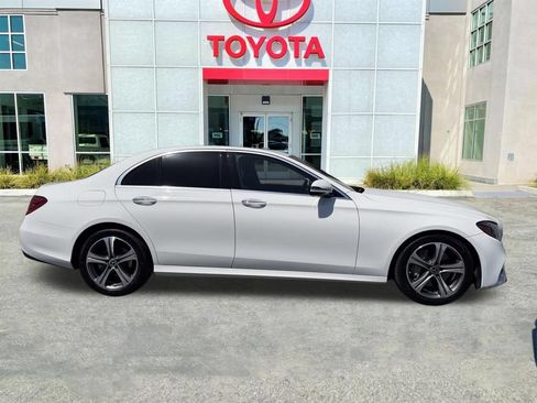 Used 2020 Mercedes-Benz E 350 Sedan image 8