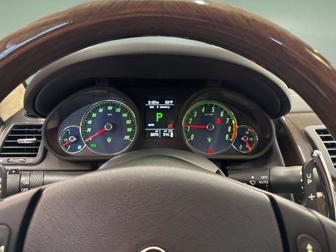 Used 2011 Maserati Quattroporte S image 10