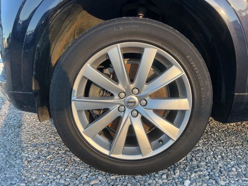 Used 2017 Volvo XC90 T6 Momentum w/ Vision Package image 7