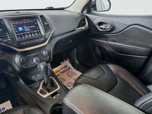 Used 2015 Jeep Cherokee Limited w/ Luxury Group FWD image 22