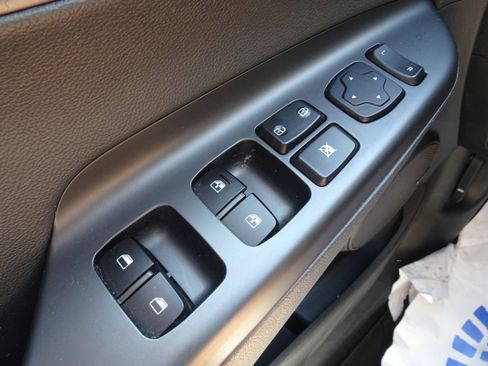 Used 2019 Hyundai Kona Ultimate AWD/4WD image 24