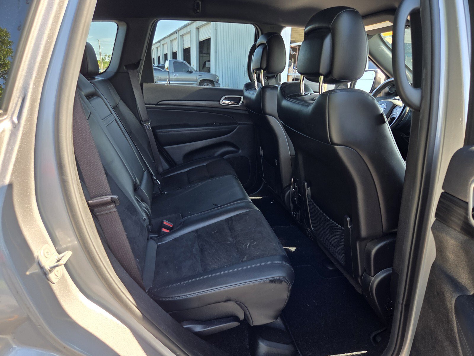 Used 2021 Jeep Grand Cherokee Laredo X RWD image 14