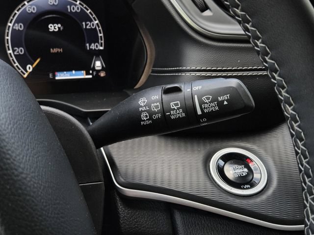 Used 2025 Jeep Grand Cherokee Altitude AWD/4WD image 26