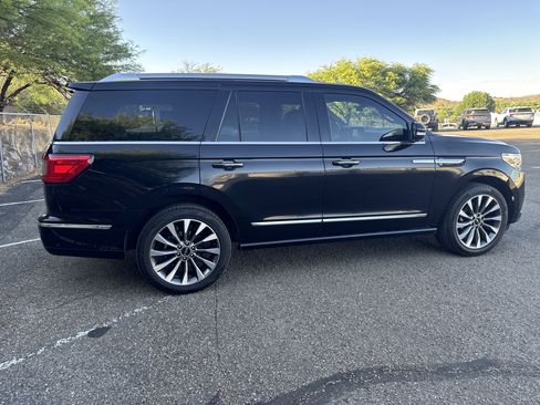 Used 2021 Lincoln Navigator Reserve RWD image 8