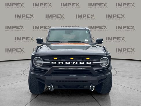 Used 2023 Ford Bronco Outer Banks AWD/4WD image 5