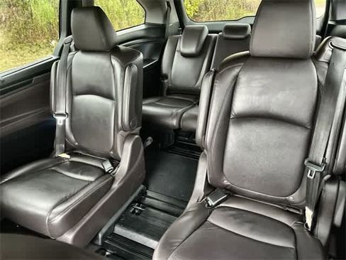 Certified 2018 Honda Odyssey EX-L image 14