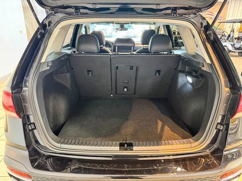 Used 2024 Volkswagen Taos SE w/ Panoramic Sunroof Package image 20